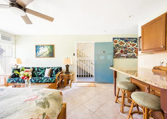 Amazing Condo Peaks Of Ocean View On Ali\'I Dr By Surf Spots