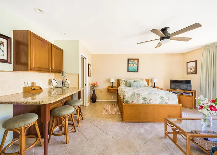 Amazing Condo Peaks Of Ocean View On Ali\'I Dr By Surf Spots