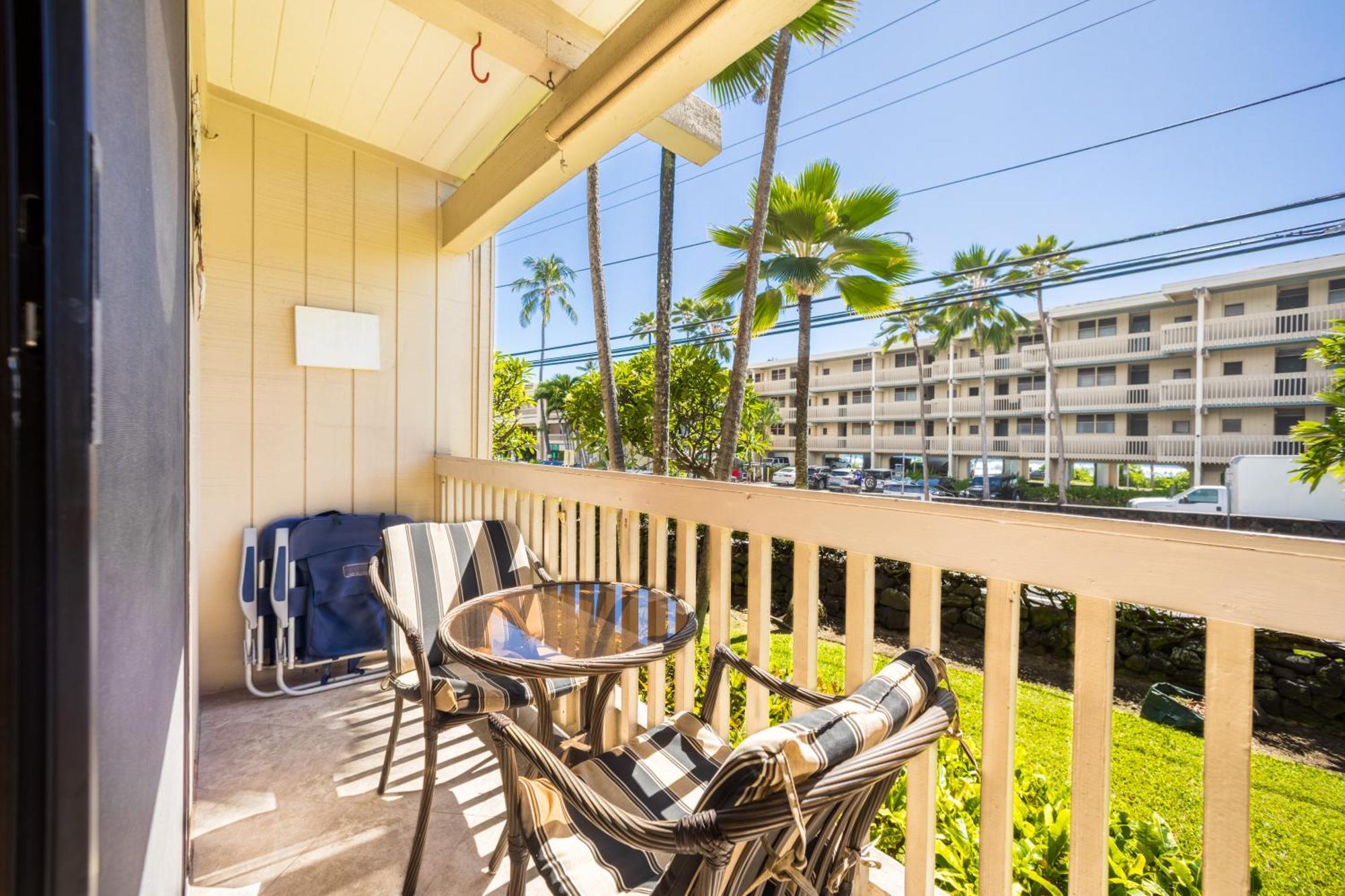 Amazing Peaks Of Ocean View On Ali'i Dr By Surf Spots Kailua-Kona